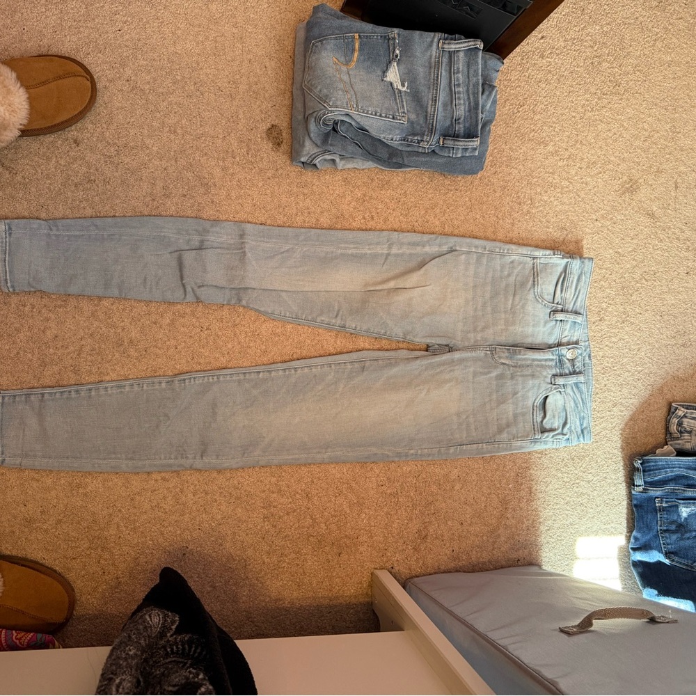 American Eagle Outfitters Light Blue Skinny Jeans
